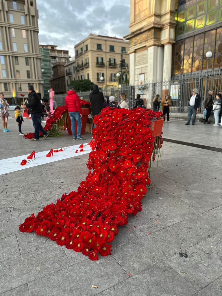 25-novembre_confesercenti-sicilia_assofioristi_politeama